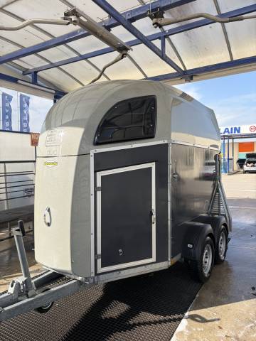 Vente van pour chevaux