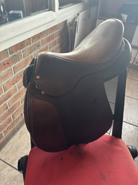 Selle altair / antares 16,5 pouces 