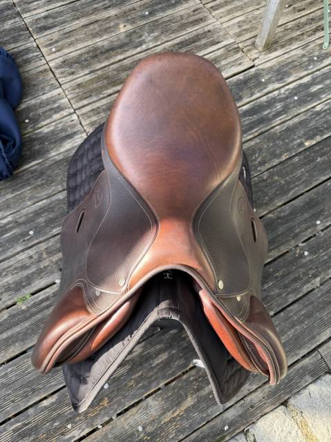 Selle mixte Eric Thomas &eacute;lite taille 17 pouces 