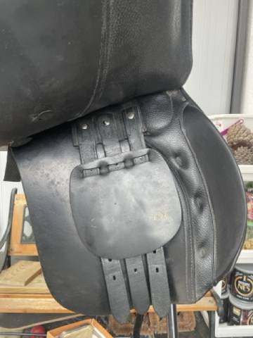 Selle mixte "nez coup&eacute;"