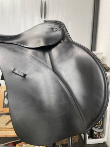 Selle mixte "nez coup&eacute;"