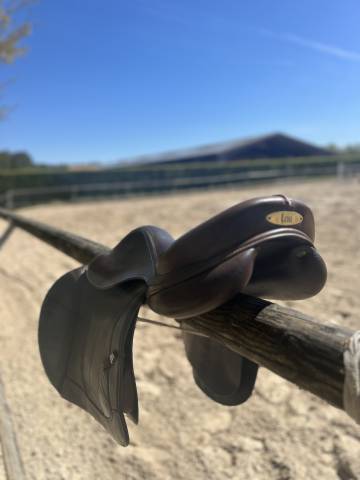 SELLE EQUIPE SP&Eacute;CIAL ONE CARBONE 17,5