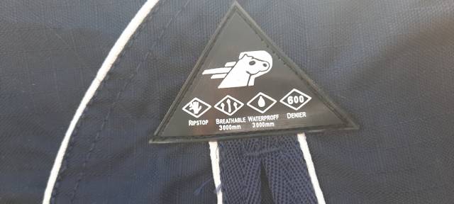 Couverture d&rsquo;ext&eacute;rieur cheval &ndash; Performance &ndash; 145 cm 