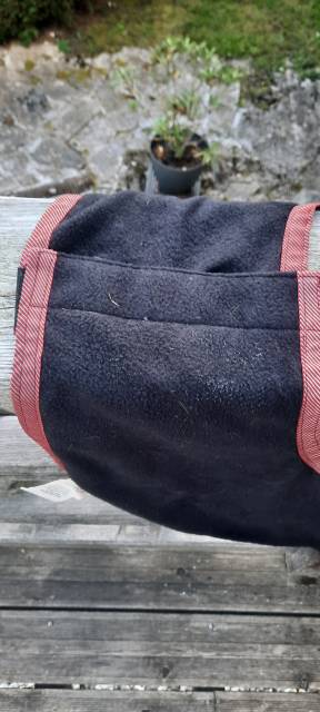 Couvre‑rein cheval Equith&egrave;me 140 cm &ndash; tr&egrave;s bon &eacute;tat