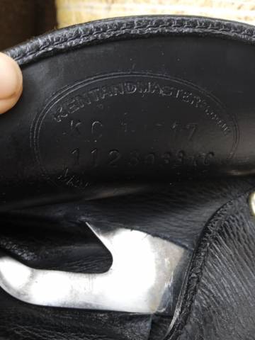 Selle de dressage Kent & Masters 17 pouces