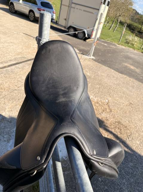 Selle dressage childeric 