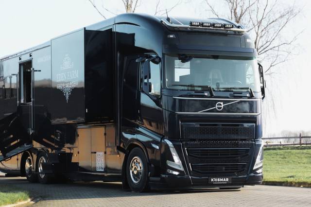 à vendre : camion volvo 5 chevaux 560cv - full options