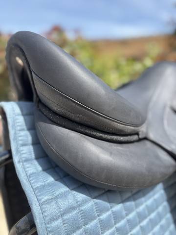 &Agrave; vendre Selle de dressage Devoucoux Harmonie
