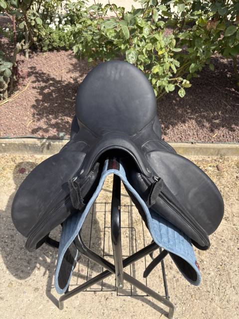 &Agrave; vendre Selle de dressage Devoucoux Harmonie