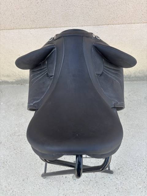 &Agrave; vendre Selle de dressage Devoucoux Harmonie