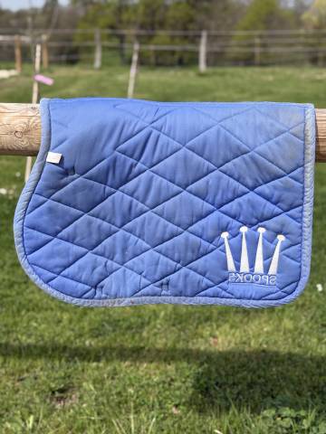 Tapis Spooks bleu ciel taille cheval coupe mixte 