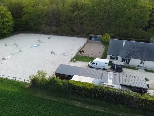 écurie privée à 15 min d'évreux