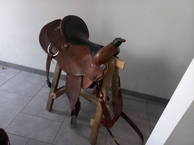 Selle western  + tapis + lasso