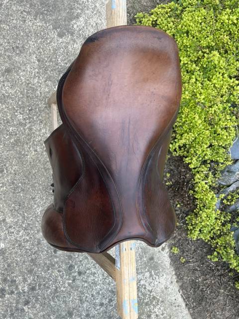 Selle de dressage Forestier marron 17.5