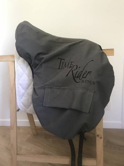 Selle de dressage Equipe Emporio 17,5