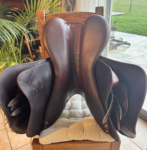 SELLE MIXTEE DEVOUCOUX OM&Eacute;GA 18 &Eacute;TAT NEUF