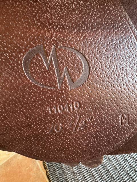 Selle compl&egrave;te 