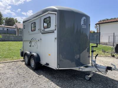 Van comme neuf CHEVAL LIBERTE MAXI 2 OBLIC DE 2025