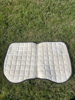 Tapis Veredus Noir et Or 