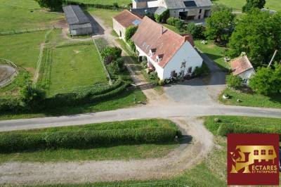 Propri&eacute;t&eacute; equestre Reigny 8 pi&egrave;ce(s) 237 m2