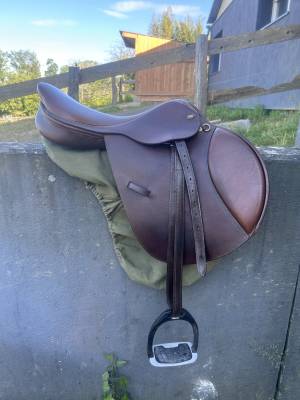Selle &Eacute;ric Thomas Oxer   Taille : 17,5  