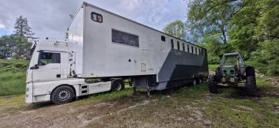 Semi remorque 9 chevaux