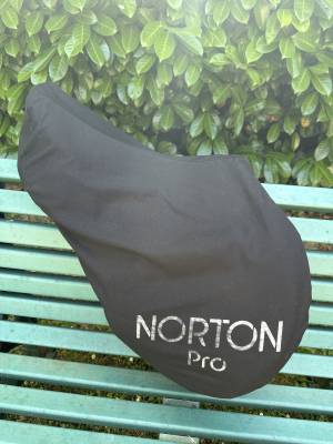 Selle Norton Pro Mixte Noire 17,5