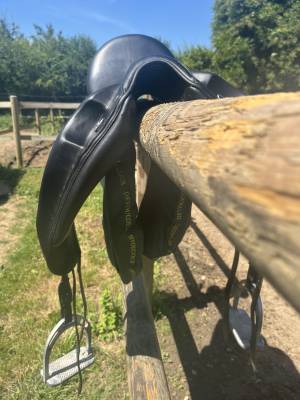Selle Devoucoux Makila Lab 17,5 
