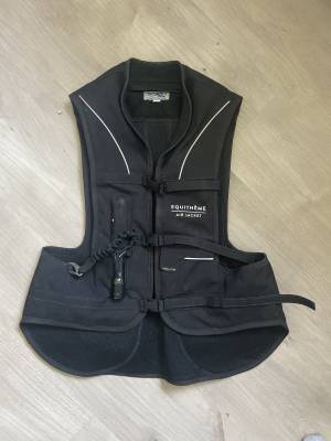 Gilet airbag equitheme x helite 