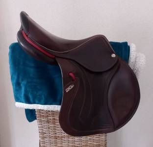 Selle CWD 2gs mademoiselle obstacle 17,5