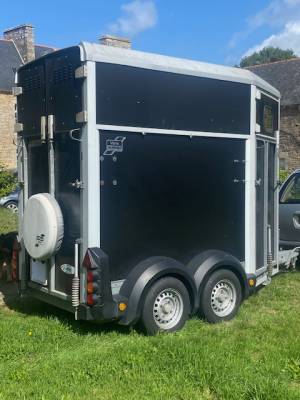 Van Ifor Williams