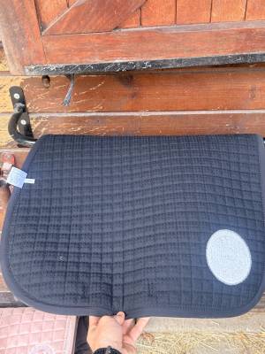 Tapis Butet noir cheval neuf