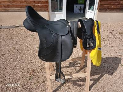 Selle wintec light delux taille 17.5
