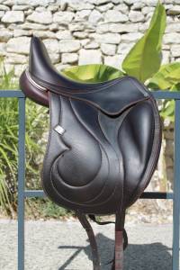 Selle de dressage Antares Cadence &ndash; 16,5