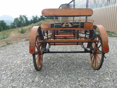 Voiture hippomobile