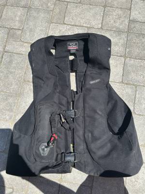 air bag hit air