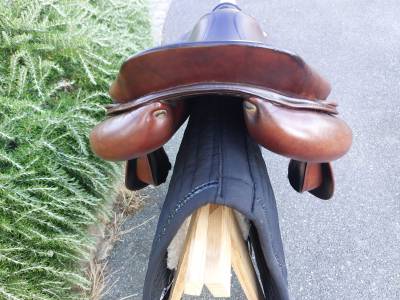Selle Meyer 17 pouces de 2019
