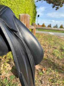 Selle Devoucoux Makila Lab 17"