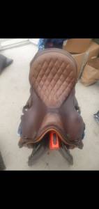 Selle Ronzon mod&egrave;le Kazakh 17'5