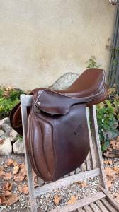 Selle Ronzon 17,5&rdquo; en cuir marron Obstacle / CSO