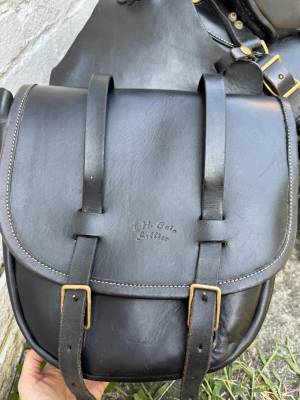 Selle de randonn&eacute;e cuir
