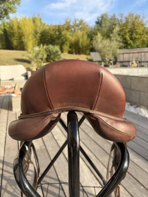 Selle dressage Signature Antar&egrave;s