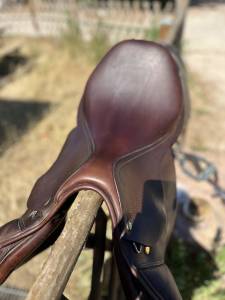 Selle prestige taille 17"