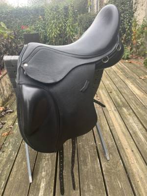 Selle Loxley endurance 17'5 noir