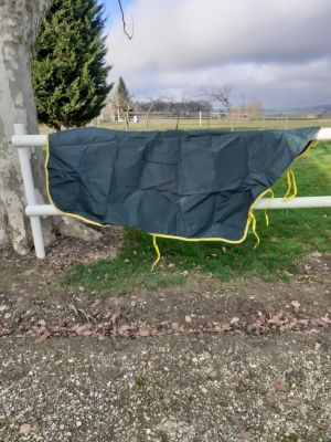 Imperméable taille pur sang pour cheval sellé 