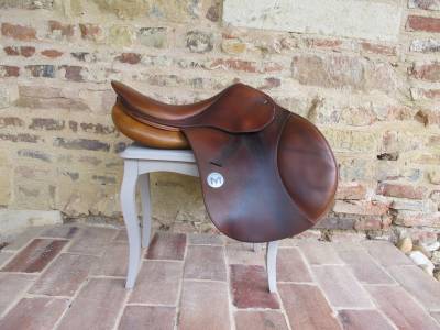 Selle Mod&egrave;le Mistral Meyer Selles Creuse 17 Quartiers 4 - R&eacute;f. 686