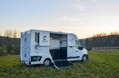 Location camion pour chevaux proche DIJON