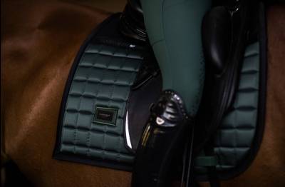 Tapis de selle Sportive Sycamore Green - Equestrian Stockholm