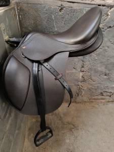 Selle NEUVE 
