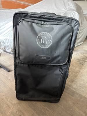 Valise noir transport selle 